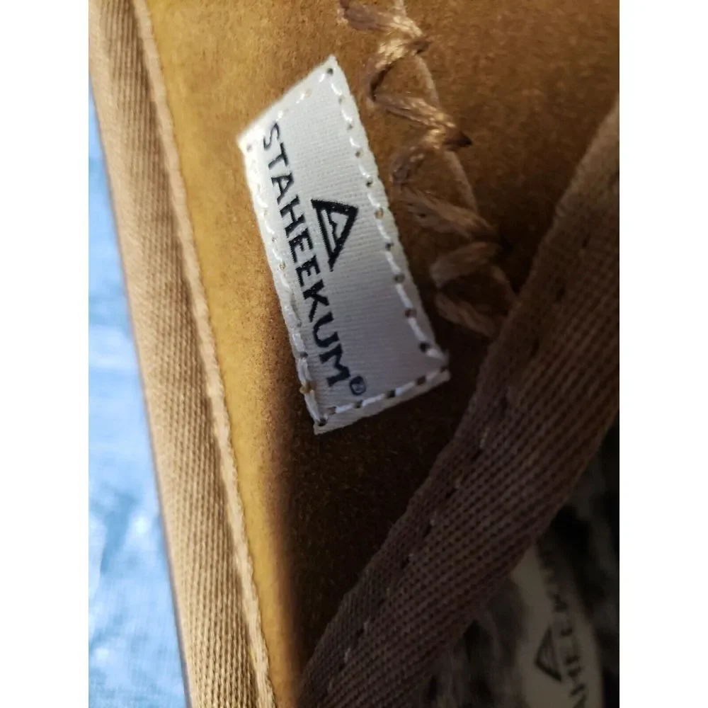 N/A suede upper